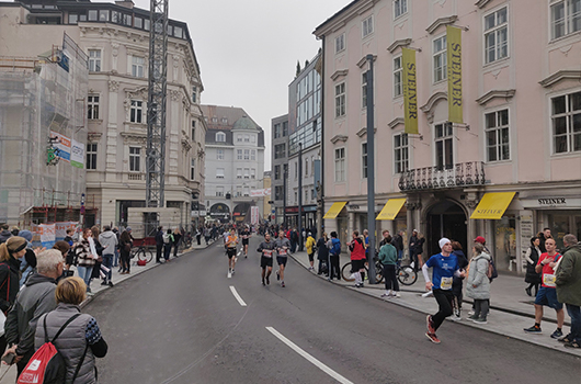 Runners at Linz Marathon