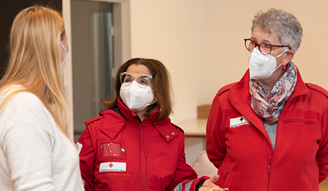 Red Cross volunteers at NTS Retail